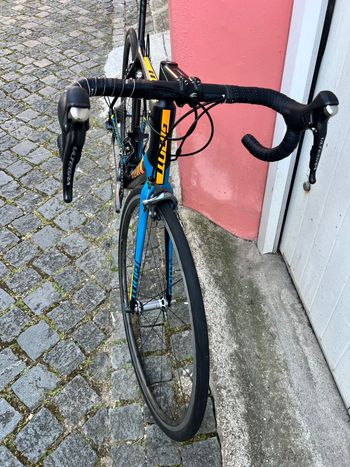 Used Giant TCR Advanced 1 2017 2017 Road & Gravel, Black — image 3 of 7