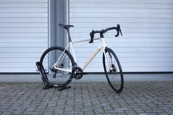Used Orbea ORCA M30 2024 2024 Road & Gravel, Blanco — image 2 of 6