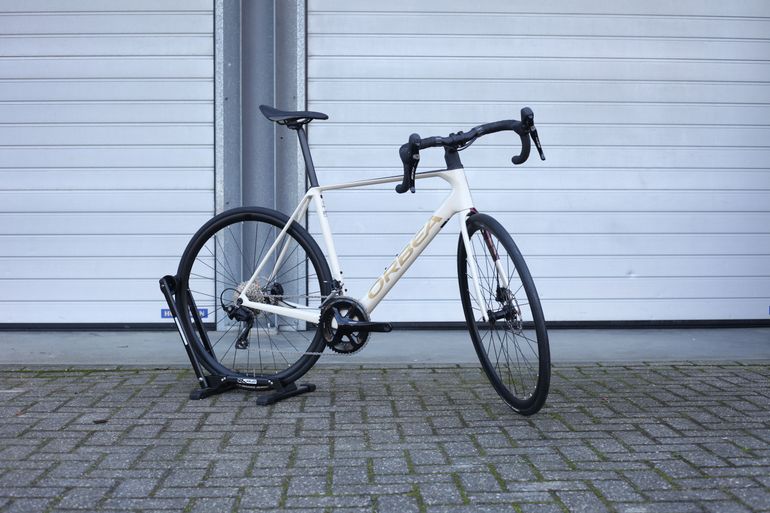 Used Orbea ORCA M30 2024 2024 Road & Gravel, Blanco — image 2 of 6