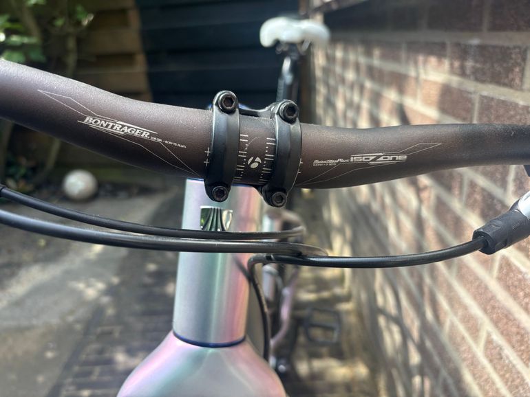 Used Trek Trek Custom Shimano SLX 2021 Mountainbike, Light Gray — image 10 of 18