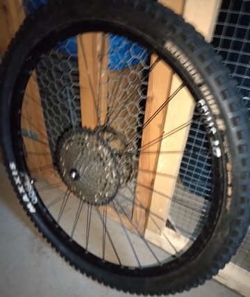 Tweedehands Canyon Spectral 27.5 CF 8 2024 Frameset 2024 Mountainbike — afbeelding 11 van 17