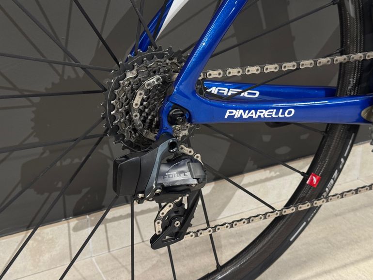 Used Pinarello Dogma F10 Mis 500 2018 Road & Gravel — image 6 of 8