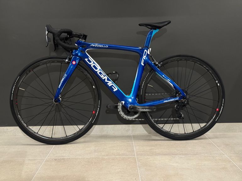 Used Pinarello Dogma F10 Mis 500 2018 Road & Gravel — image 7 of 8