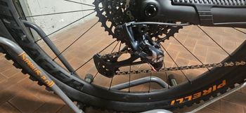 Used Mondraker CRAFTY CARBON XR 2023 2023 Mountainbike, Light Gray, 29 — image 4 of 5