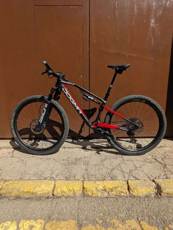 Used Pinarello DOGMA XC XX SL 100 2025 2025 Mountainbike, Red, 29 — image 2 of 10