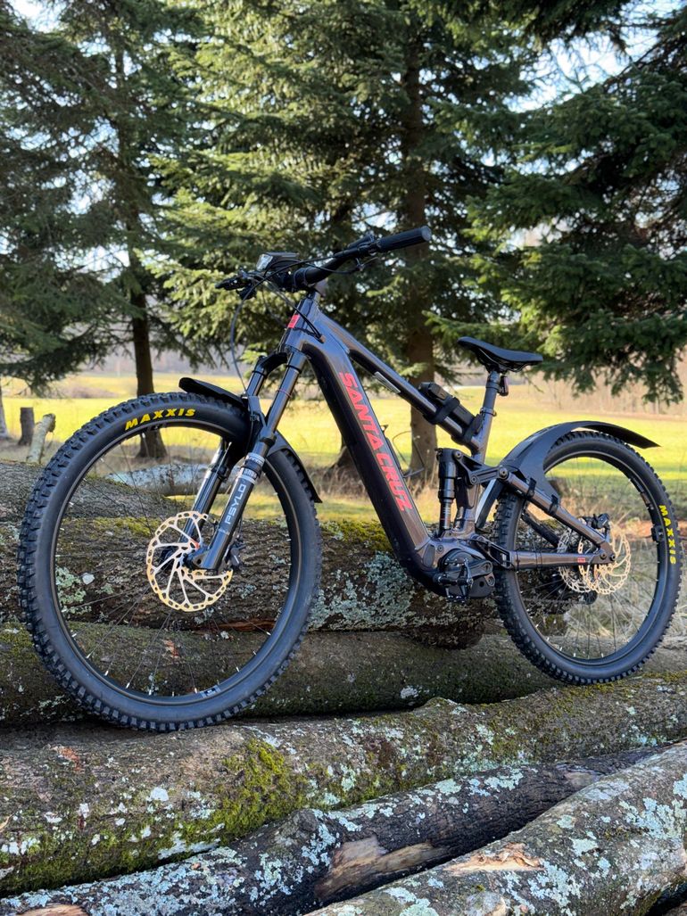 Used Santa Cruz Vala AL Deore 2026 2026 Mountainbike, Purple, 29, 27.5 — image 1 of 17