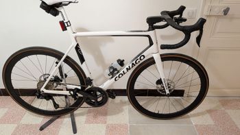 Used Colnago V3 Disc 105 Di2  Bike 2024 2024 Road & Gravel, White — image 5 of 7