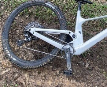 Used Scott Genius 940 2025 2025 Mountainbike, Light Gray, 29 — image 3 of 7