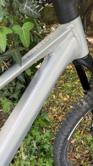 Käytetty Scott Genius 940 2025 2025 Mountainbike — kuva 6 / 7