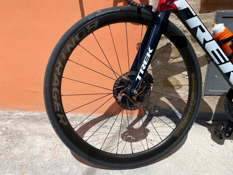 Used Trek Émonda SLR 9 Disc 2020 2020 Road & Gravel — image 10 of 12