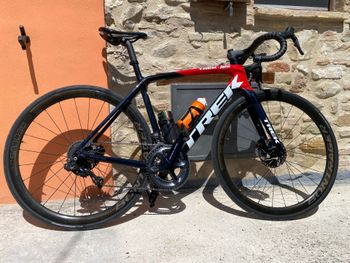Used Trek Émonda SLR 9 Disc 2020 2020 Road & Gravel — image 2 of 12
