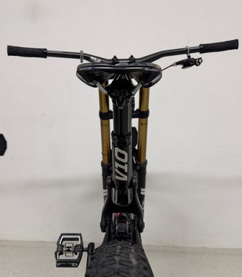 Used Santa Cruz V10 CC X01 2017 2017 Mountainbike, Black, 27.5 — image 3 of 23
