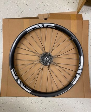 Used Santa Cruz V10 CC X01 2017 2017 Mountainbike, Black, 27.5 — image 21 of 23