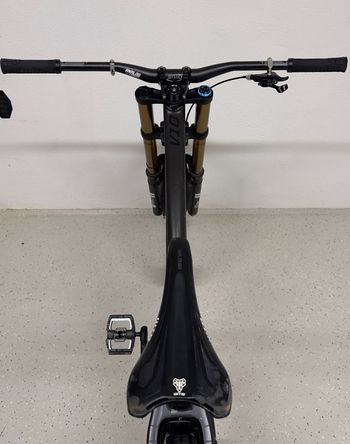 Used Santa Cruz V10 CC X01 2017 2017 Mountainbike, Black, 27.5 — image 2 of 23
