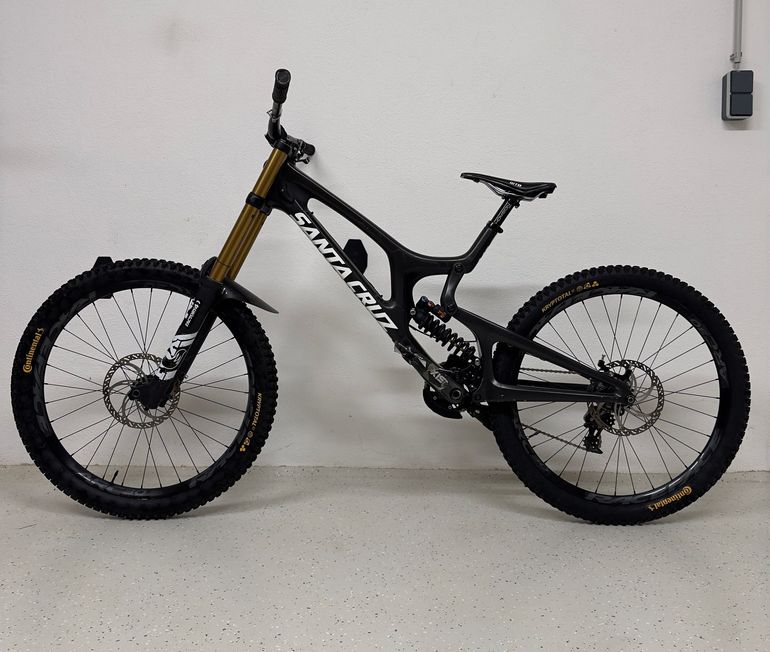 Used Santa Cruz V10 CC X01 2017 2017 Mountainbike, Black, 27.5 — image 9 of 23