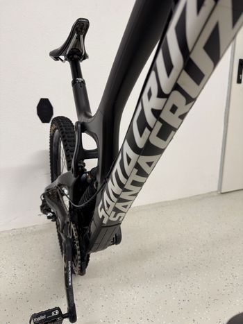 Used Santa Cruz V10 CC X01 2017 2017 Mountainbike, Black, 27.5 — image 11 of 23