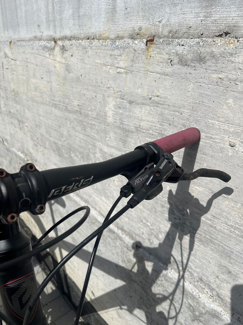 Used Berg TRAIL 10 2015 Mountainbike, Black — image 9 of 12