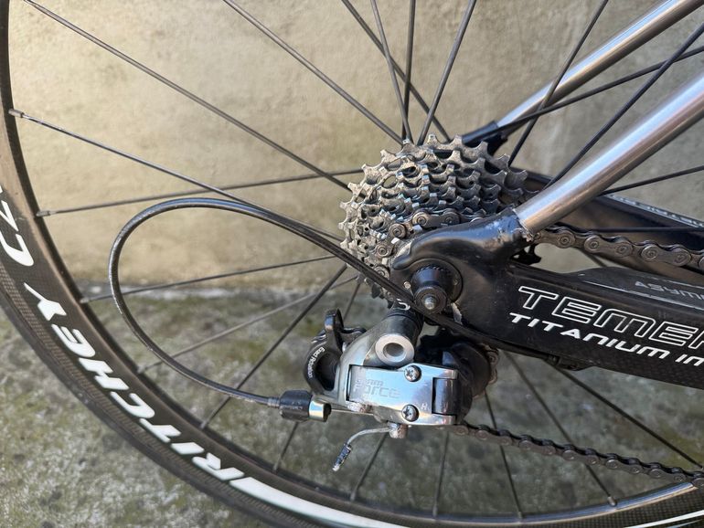 Used Dedacciai Dedacciai Custom SRAM Apex 2012 Road & Gravel, Black — image 3 of 5