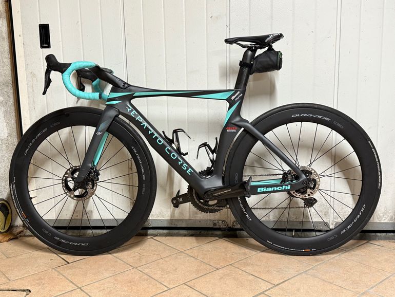 Used Bianchi Oltre RC Team Arkea B&B Hotels Replica 2023 2023 Road & Gravel — image 2 of 4