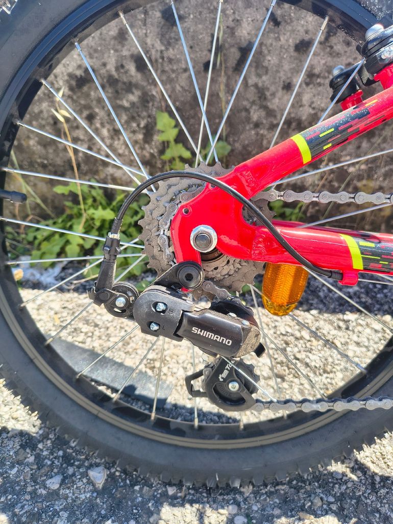 Used ROCKRIDER ROCKRIDER Custom Shimano Tourney 2023 Youth, Red — image 3 of 11