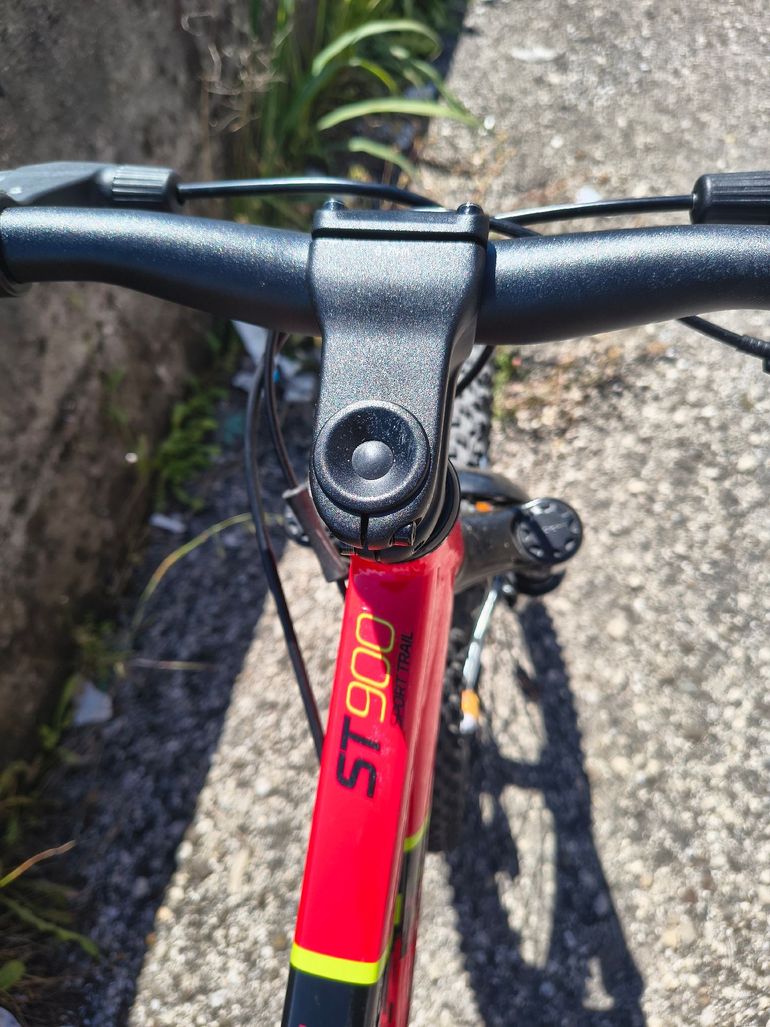 Used ROCKRIDER ROCKRIDER Custom Shimano Tourney 2023 Youth, Red — image 9 of 11