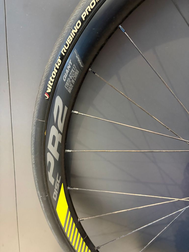 Used Giant Defy Advanced 1 2018 2018 Road & Gravel — image 10 of 10