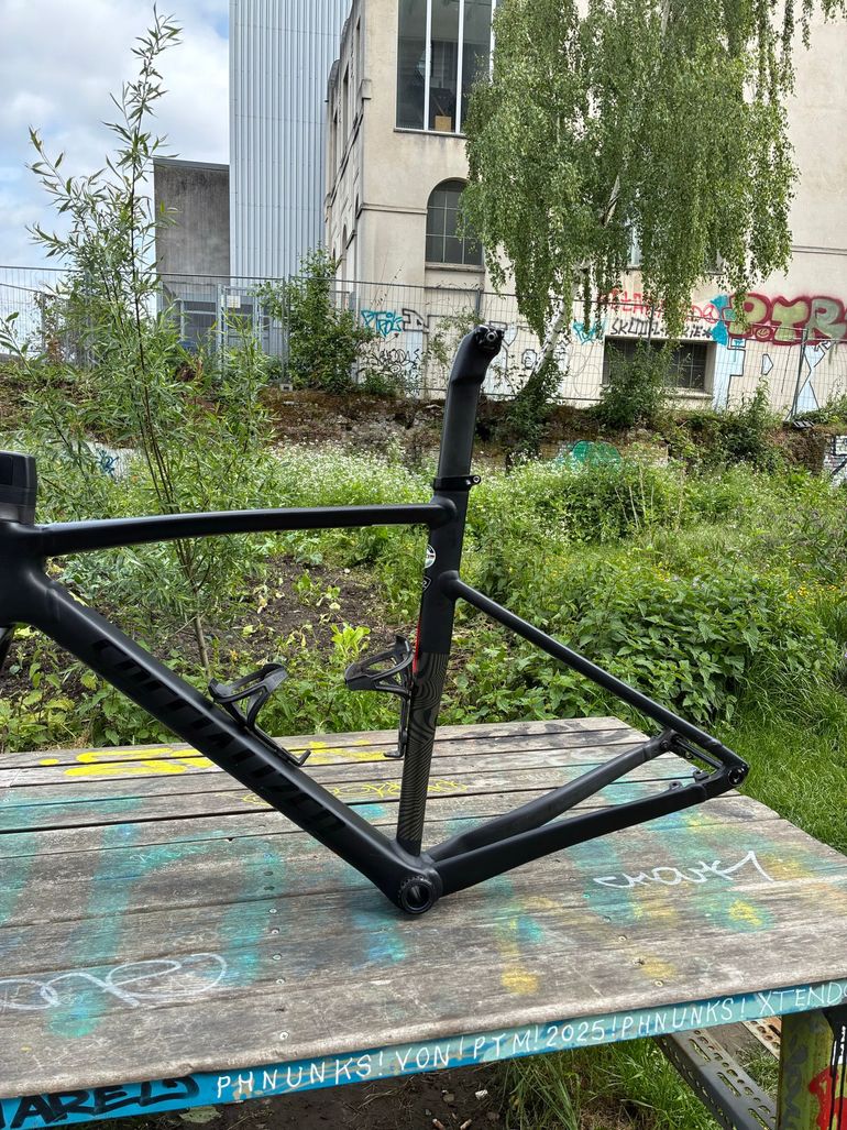 Used Specialized Allez Frameset 2023 Road & Gravel, Black — image 5 of 5