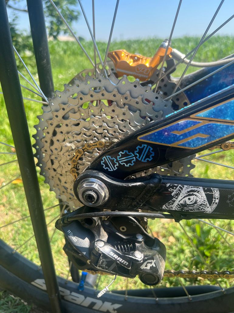 Used Devinci Spartan SRAM GX 2016 Mountainbike, Black, 27.5 (650B) — image 3 of 32