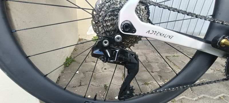 Gebrauchtes MMR Adrenaline 30 2023 2023 Road & Gravel, Weiß — Bild 2 von 4