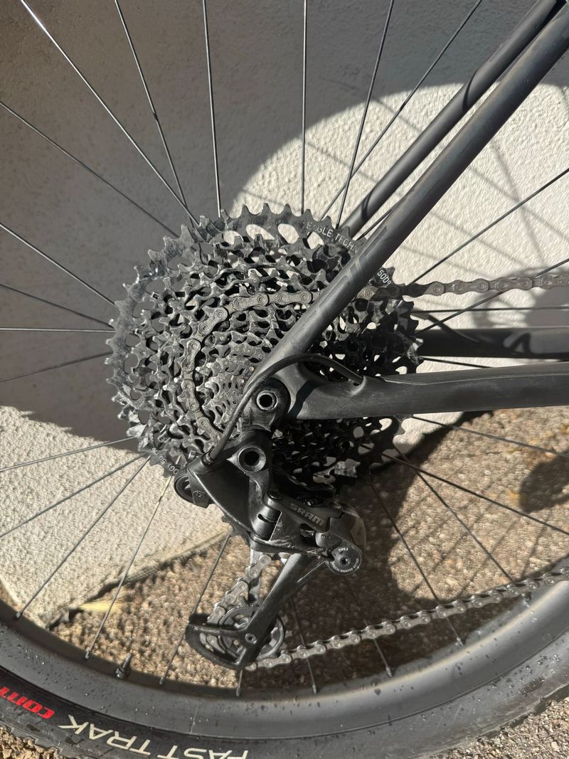 Specialized Epic Hardtail Expert 2020 2020 Mountainbike de segunda mano, Negro — imagen 4 de 8