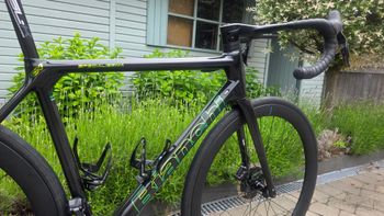 Used Bianchi Specialissima - Ultegra 2022 2022 Road & Gravel — image 3 of 15