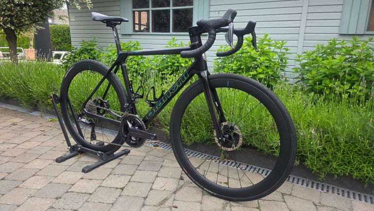 Used Bianchi Specialissima - Ultegra 2022 2022 Road & Gravel — image 2 of 15