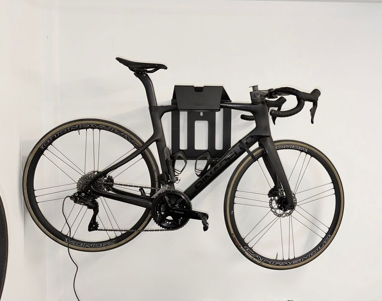 Used Pinarello X3 105 Di2 2024 2024 Road & Gravel, Black — image 1 of 5