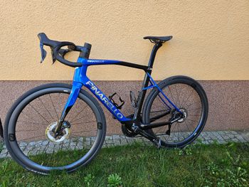Used Pinarello X7 SHIMANO ULTEGRA Di2 2025 2025 Road & Gravel — image 7 of 10
