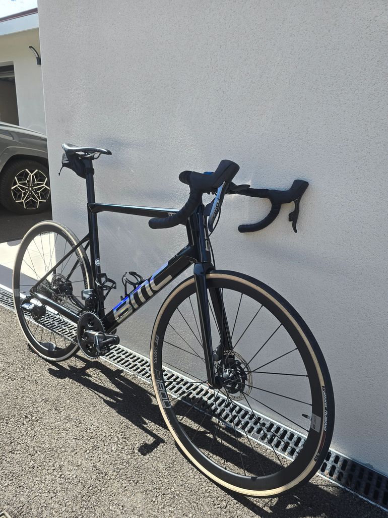 Used BMC Teammachine SLR TWO 2023 2023 Road & Gravel, Black — image 2 of 12