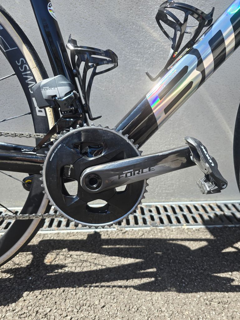 Used BMC Teammachine SLR TWO 2023 2023 Road & Gravel, Black — image 3 of 12