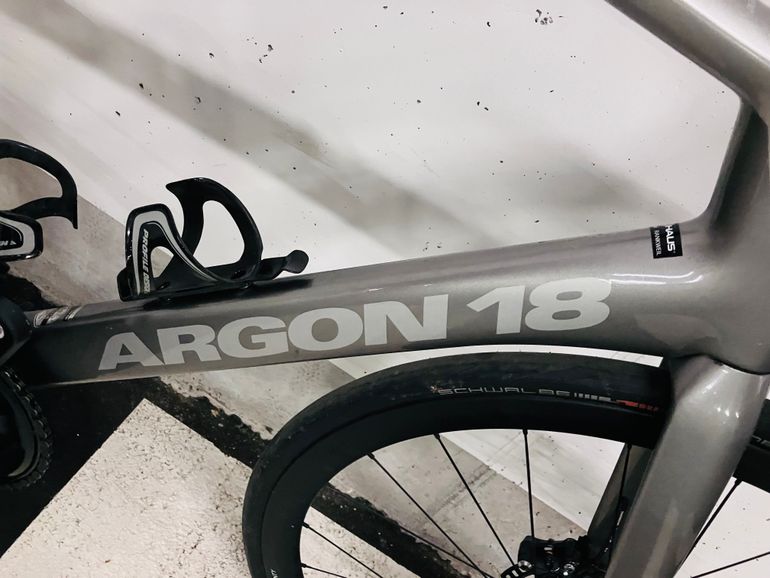 Used Argon 18 Nitrogen Ultegra Di2 2018 Road & Gravel, Light Gray — image 2 of 6