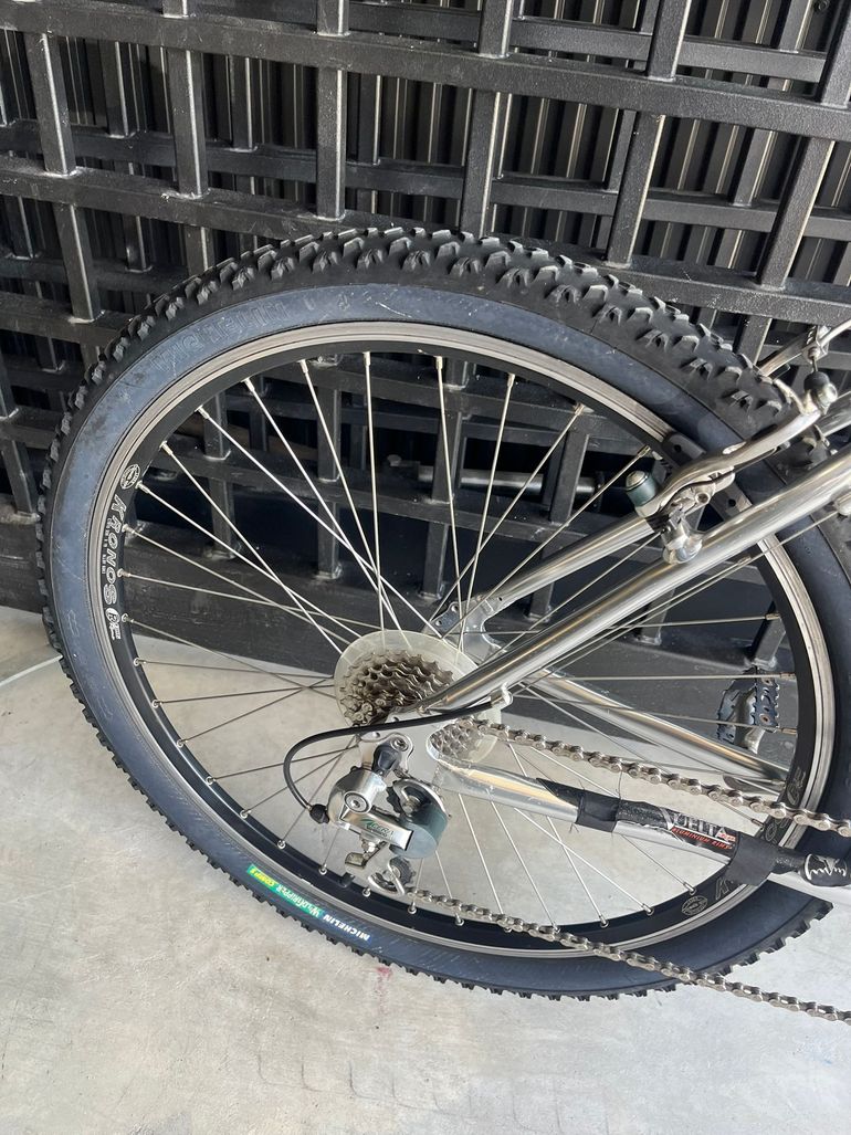 Used Kalloy Kalloy FCC 2015 Mountainbike — image 6 of 6
