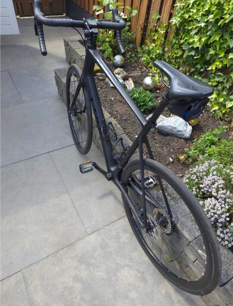 Used CUBE ATTAIN GTC SLX 2024 2024 Road & Gravel, Black — image 2 of 4