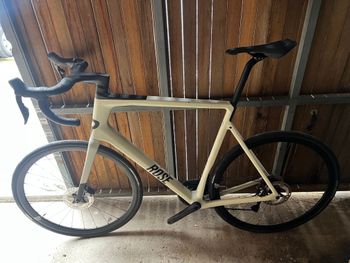 Used Rose Reveal 04 Ultegra Di2 2024 2024 Road & Gravel, White — image 3 of 6