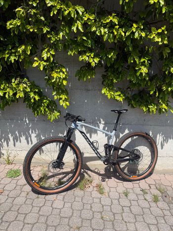 Used Giant Anthem Advanced Pro 29 2 2022 2022 Mountainbike — image 2 of 4