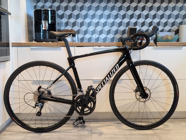 Used Specialized Roubaix 2022 2022 Road & Gravel — image 1 of 10