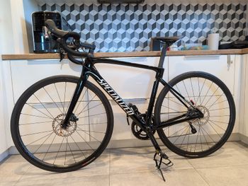 Used Specialized Roubaix 2022 2022 Road & Gravel — image 2 of 10