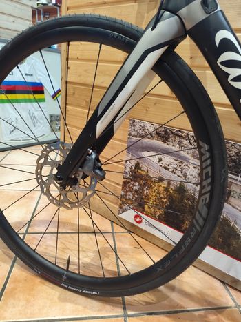 Used Wilier GTR TEAM DISC - SRAM FORCE 2023 Road & Gravel, Black — image 7 of 13