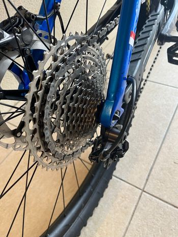 Used CUBE STEREO HYBRID 160 HPC, ACTIONTEAM 750 27.5 2022 2022 Mountainbike, Blue, 27.5 — image 3 of 13