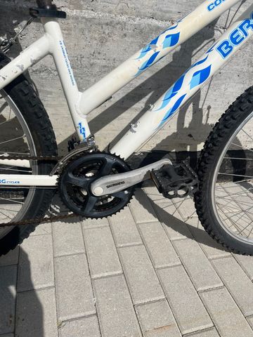 Gebrauchtes Berg Country 2014 Mountainbike, Weiß — Bild 2 von 5