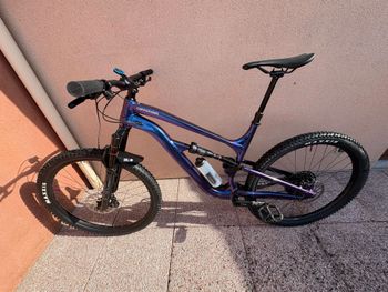 Used Cannondale Habit 3 2024 2024 Mountainbike, Purple, 27.5 — image 2 of 9