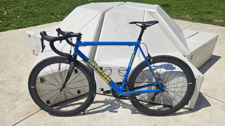 Used Cannondale CAAD3 2025 Custom 2025 Road & Gravel, Blue — image 4 of 8