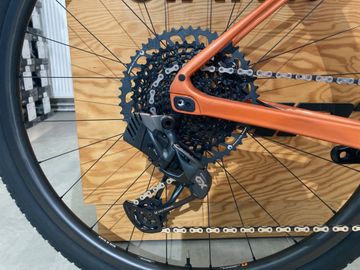 Brugt Giant Revolt X Advanced Pro 1 2023 2023 Road & Gravel — billede 2 af 9