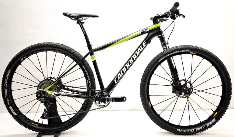 Used Cannondale F-Si Carbon 4 2017 2017 Mountainbike — image 1 of 13